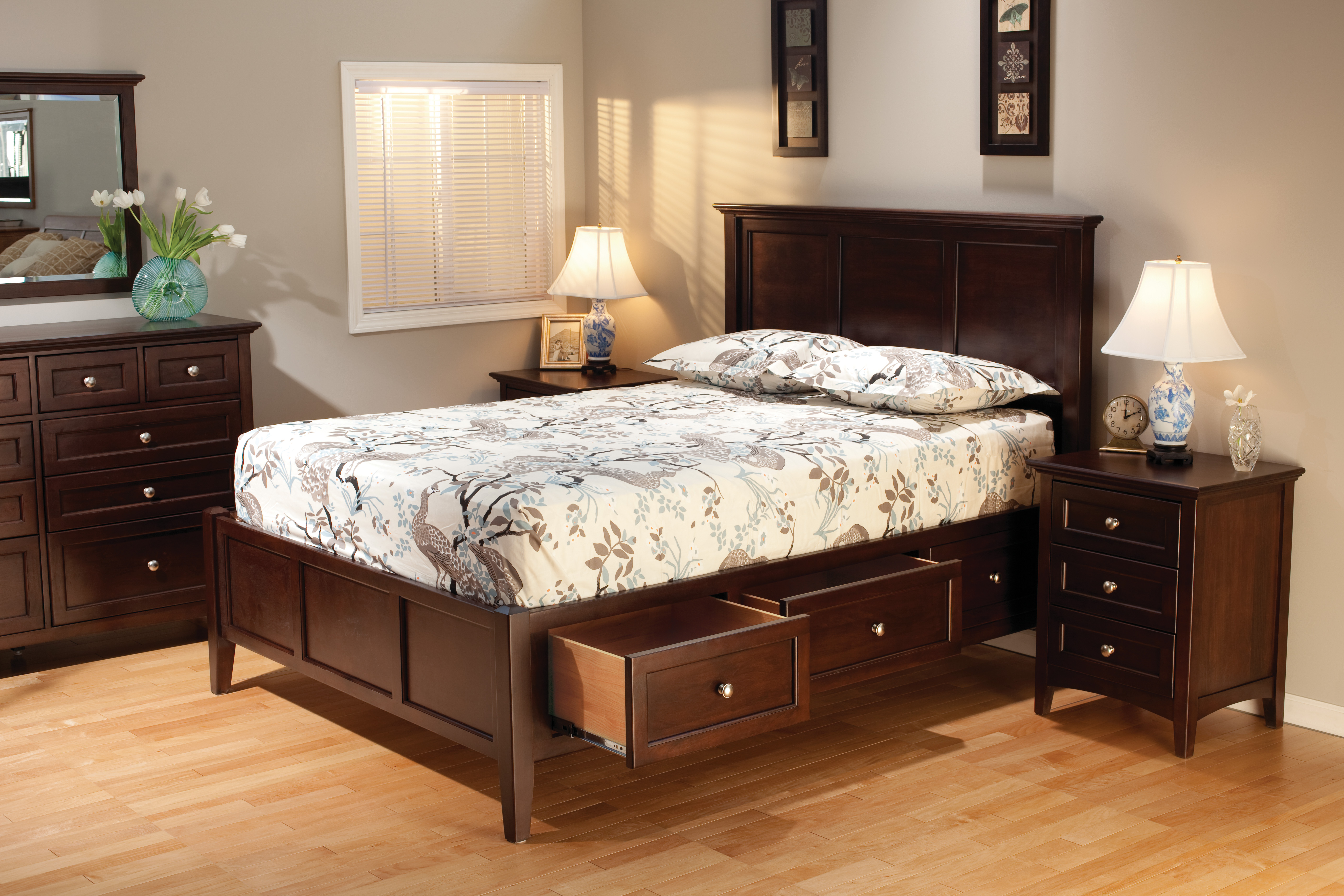 wood and leather bedroom furniture